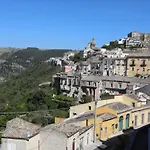 Ibla Barocca 4* راغوزا